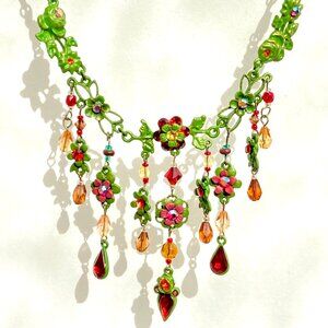 Shabby Chic & Vintage Costume Jewelry Floral Necklace